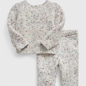 GAP Kids Matching Set in Cream and Pink